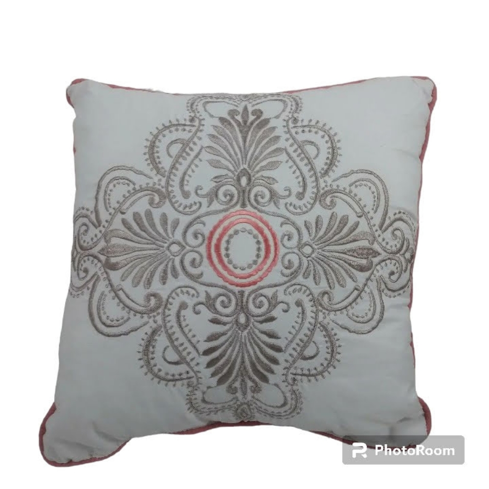 🔥4/$20 Project Runway Throw Pillow Embroidered Bohemian Style Print Square
